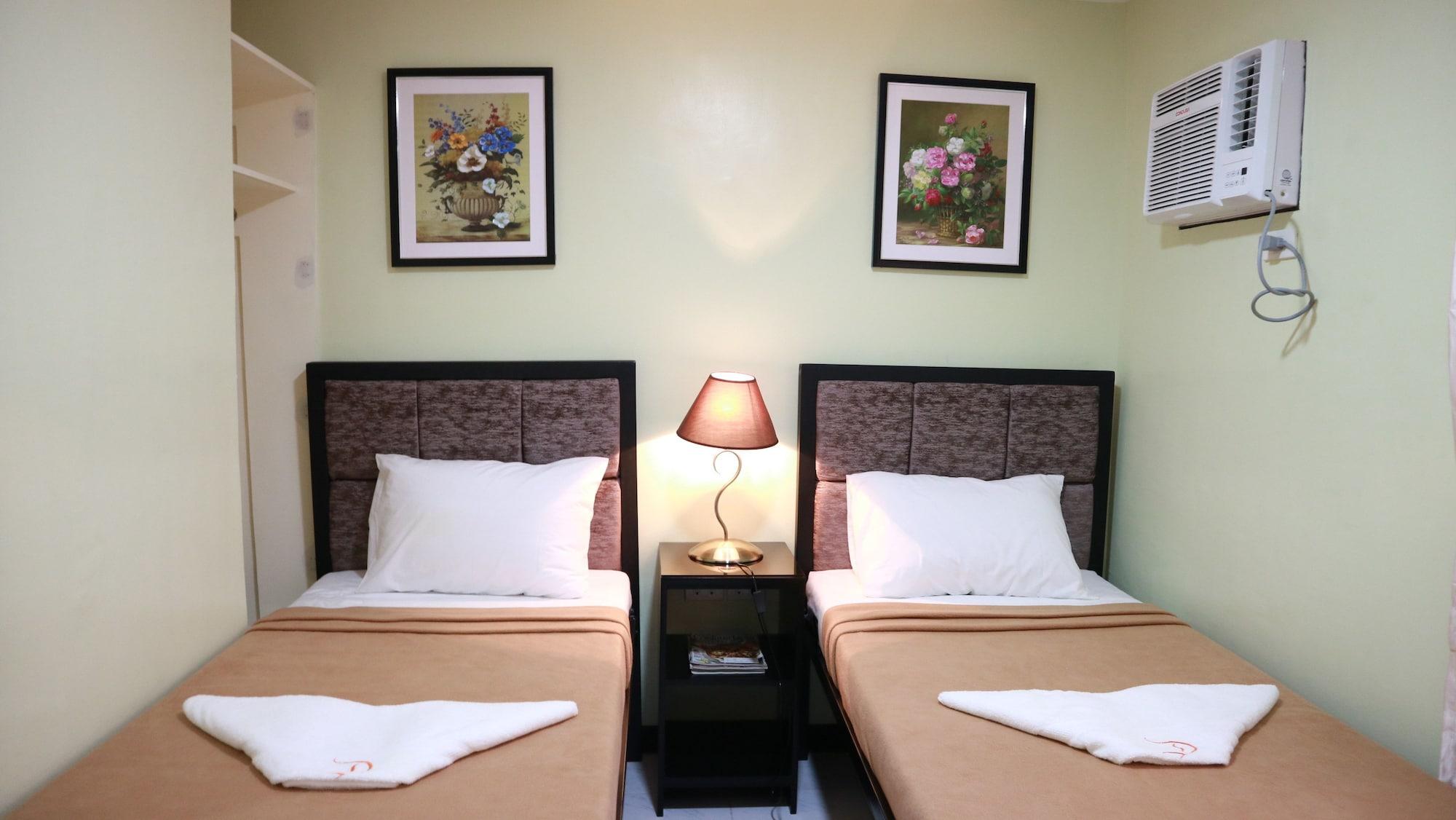 Doniti Suites And Events Place Mandaluyong Екстериор снимка